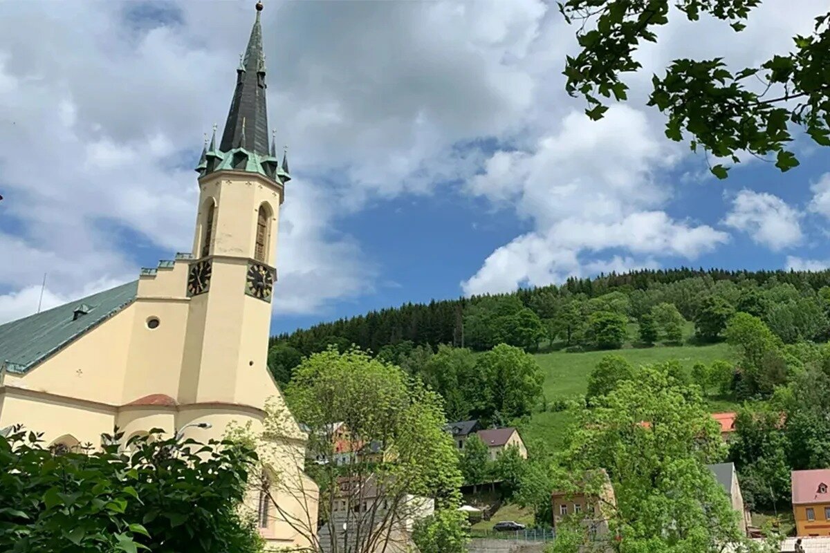 تولد یک ارز جهانی در یاخیموف | «دلار» اینجا متولد شده است! + عکس