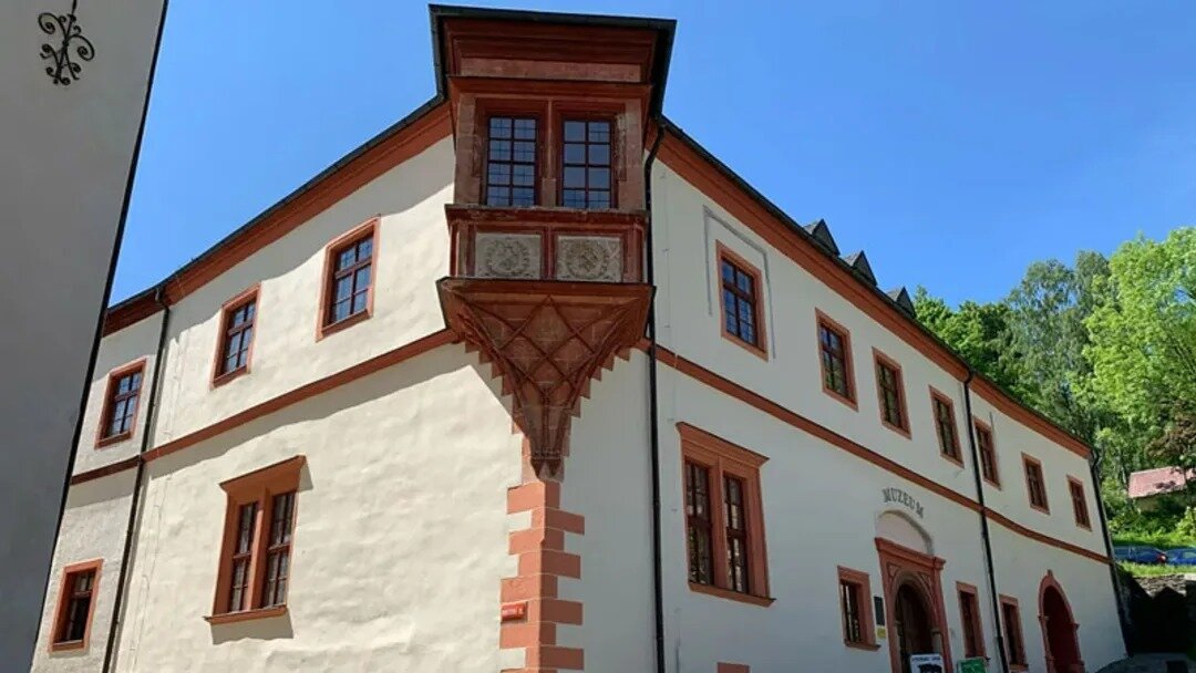 تولد یک ارز جهانی در یاخیموف | «دلار» اینجا متولد شده است! + عکس