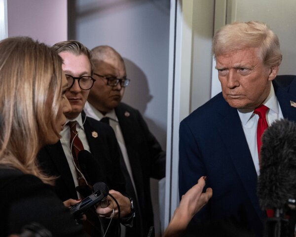 فقط سؤال می‌پرسی چون احمق هستی+ ویدئو | باز هم توهین ترامپ به یک خبرنگار