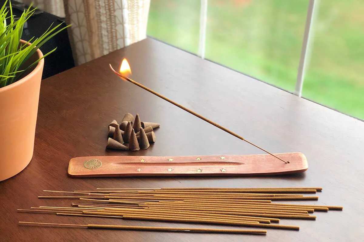 راز داشتن خانهای همیشه معطر | تکنیکهای طبیعی و صنعتی خوشبو کردن منزل را بشناسید