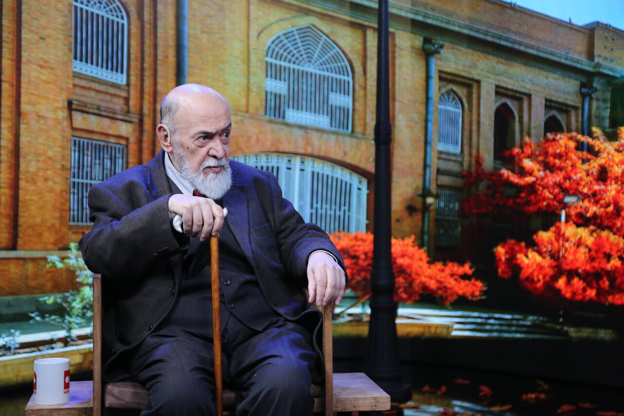 این خانواده ۹۰ سال برای تهران نقشه کشیدند