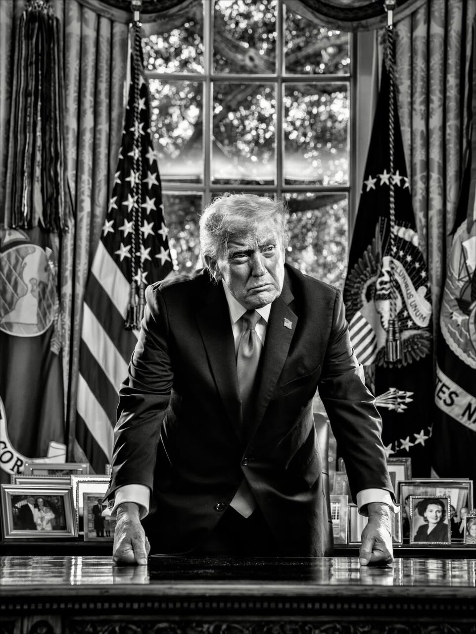 ترسناکترین تصویر ثبت شده از دونالد ترامپ | ژست معنادار مستر پرزیدنت یا چهره واقعی او؟!