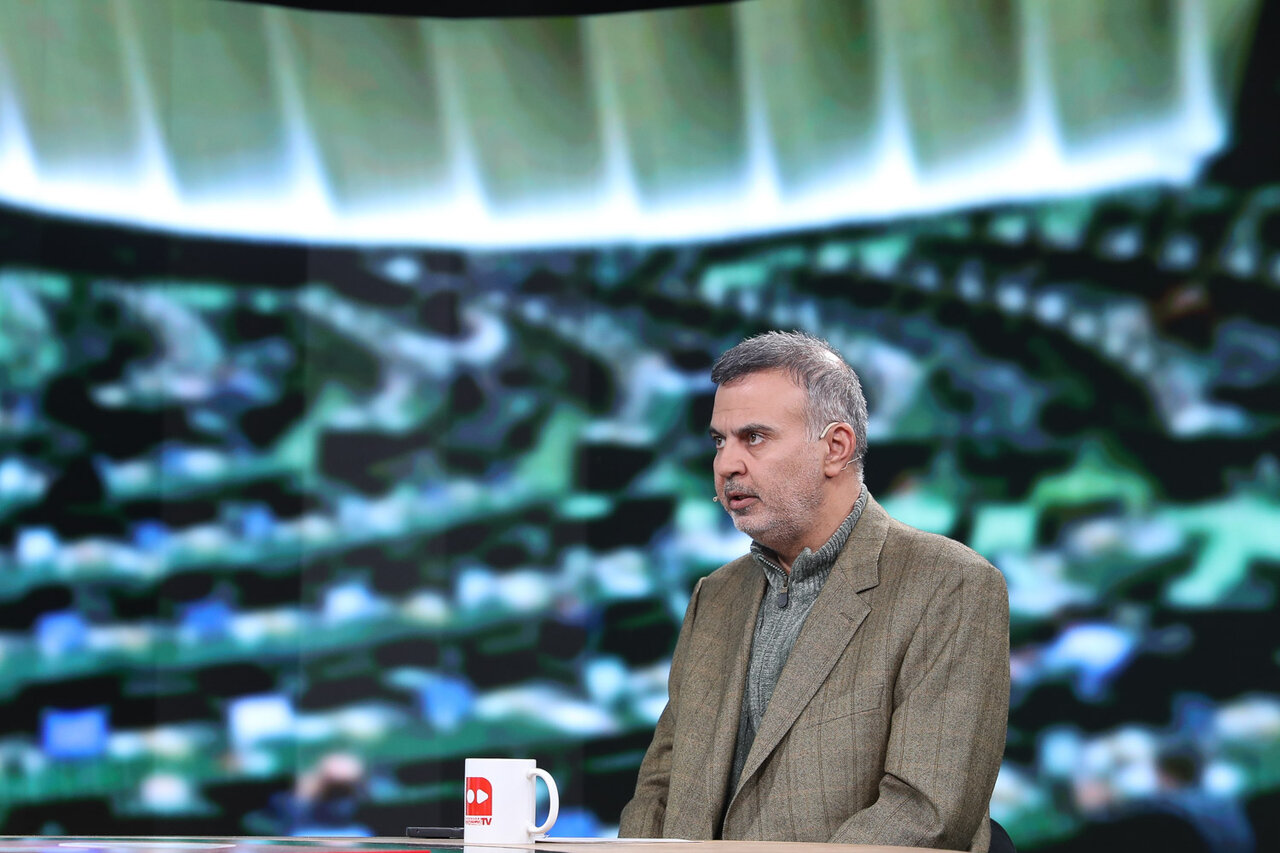 مزایا و نواقص طرح جدید کالابرگ |
ثبات قیمت کالاهای اساسی به جای پول نقد