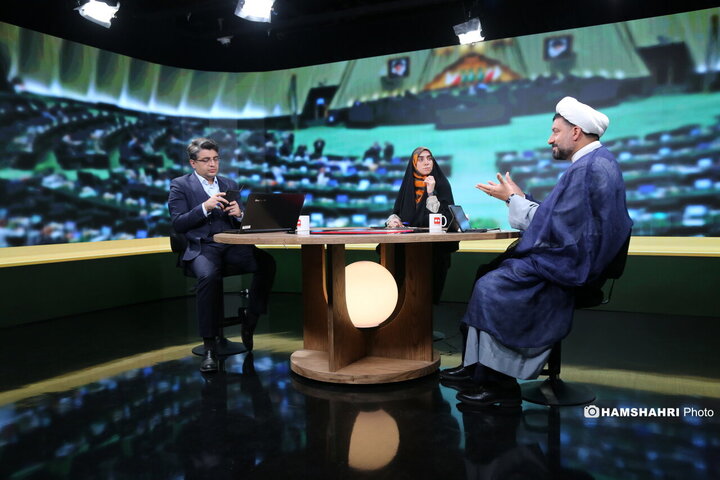 زیر پوست مجلس با موضوع قیمت جدید بنزین