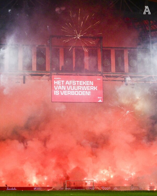 تصاویری از هولناک ترین آتش بازی در استادیوم | ویدئو