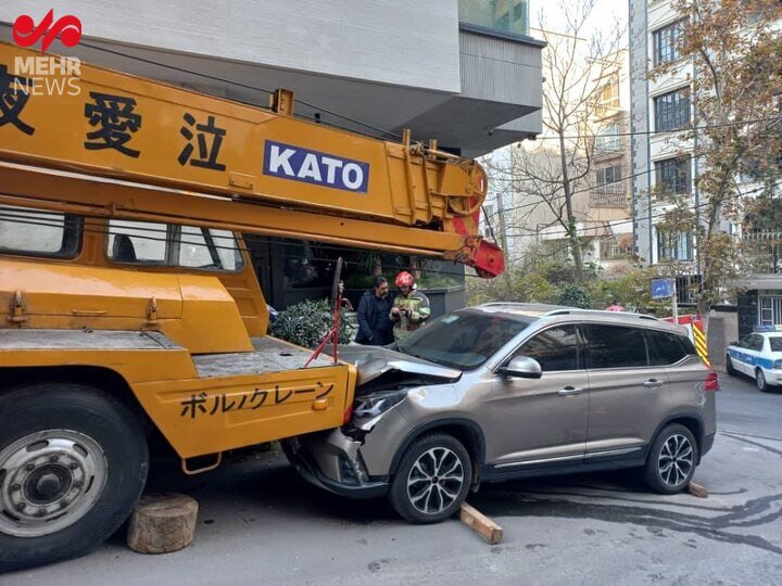 حرکت ناگهانی و مرگبار جرثقیل در خیابان شریعتی تهران فاجعه آفرید | تصاویر