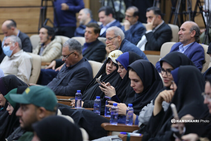 نشست خبری رئیس مجلس شورای اسلامی