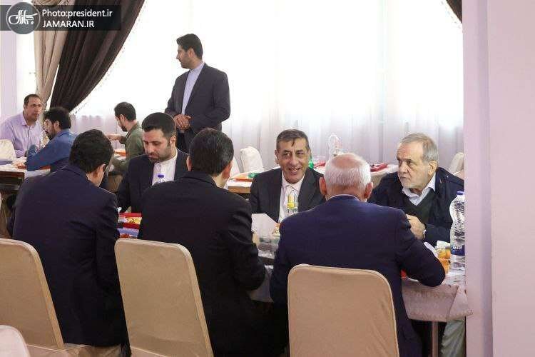 مسعود پزشکیان در ناهارخوری کارکنان نهاد ریاست‌جمهوری | تصاویر