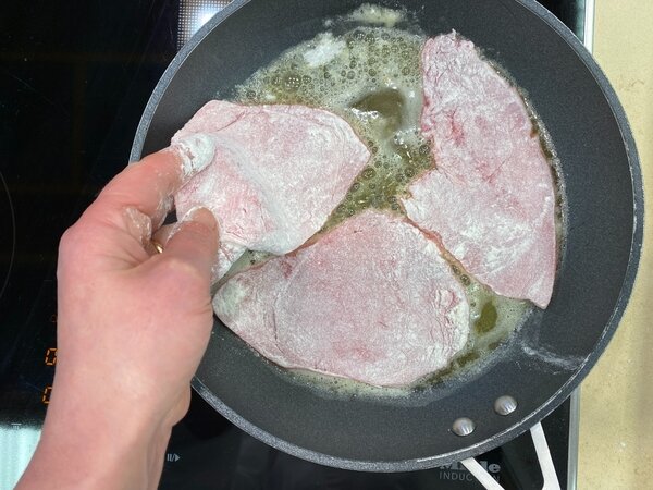 اسکالوپینه پرتقالی