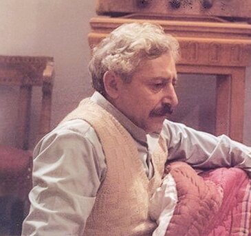 تهران‌گردی با شاعر سینمای ایران!