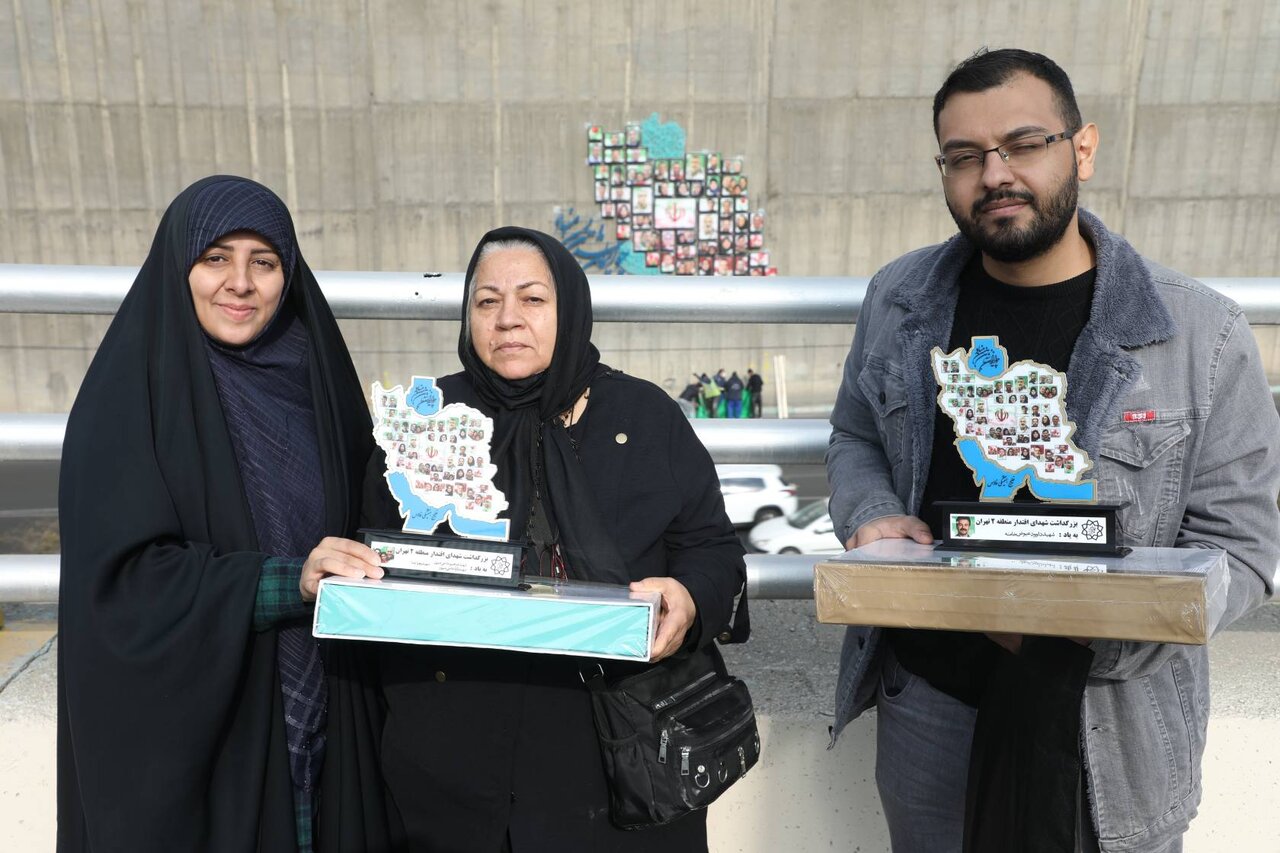 نماد شهدای اقتدار در بزرگراه هاشمی رفسنجانی نمایان شد+ تصاویر