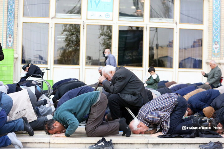 نماز جمعه تهران به امامت آیت الله سید احمد خاتمی