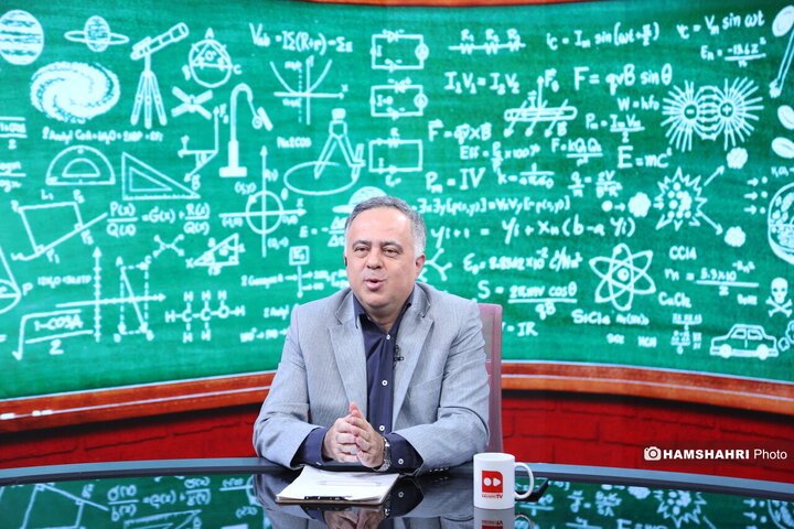 برنامه دانستنیها