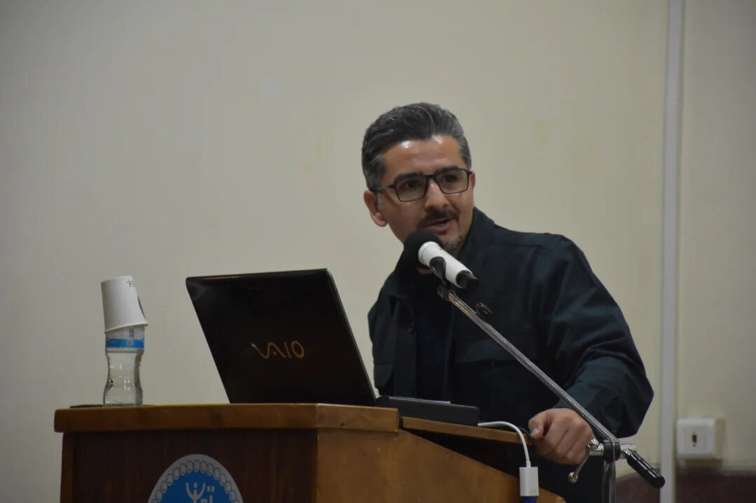 ۲۵ درصد تنوع زیستی جهان در خاک است | بزرگذاشت محمد بای بوردی در شب خاک مجله بخارا