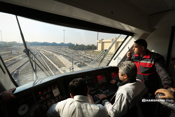 آیین بهره برداری از دو رام قطار مترو ملی