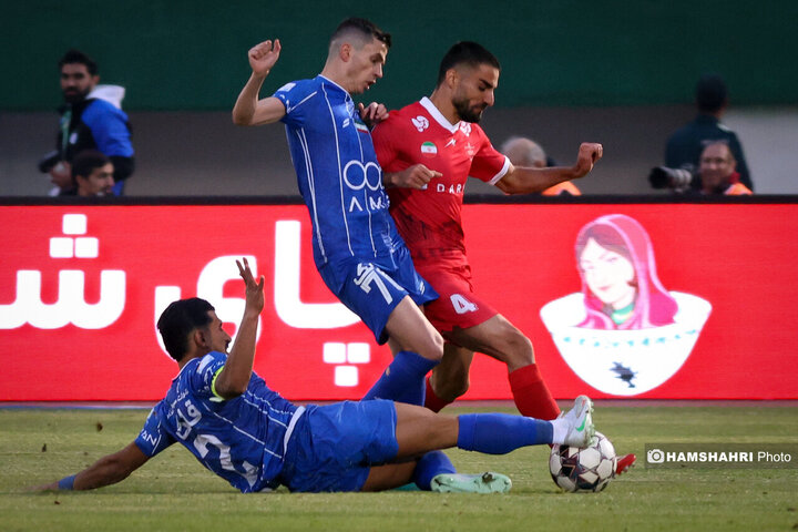 حاشیه های دربی ۱۰۶ پرسپولیس ۰ - ۰ استقلال در اراک