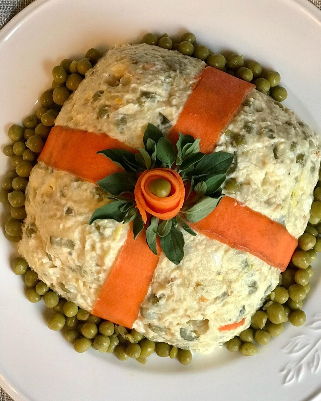 ترفندهای خوشمزه‌تر شدن سالاد الویه ؛ از گرفتن بوی زهم مرغ تا چسبناک نشدن