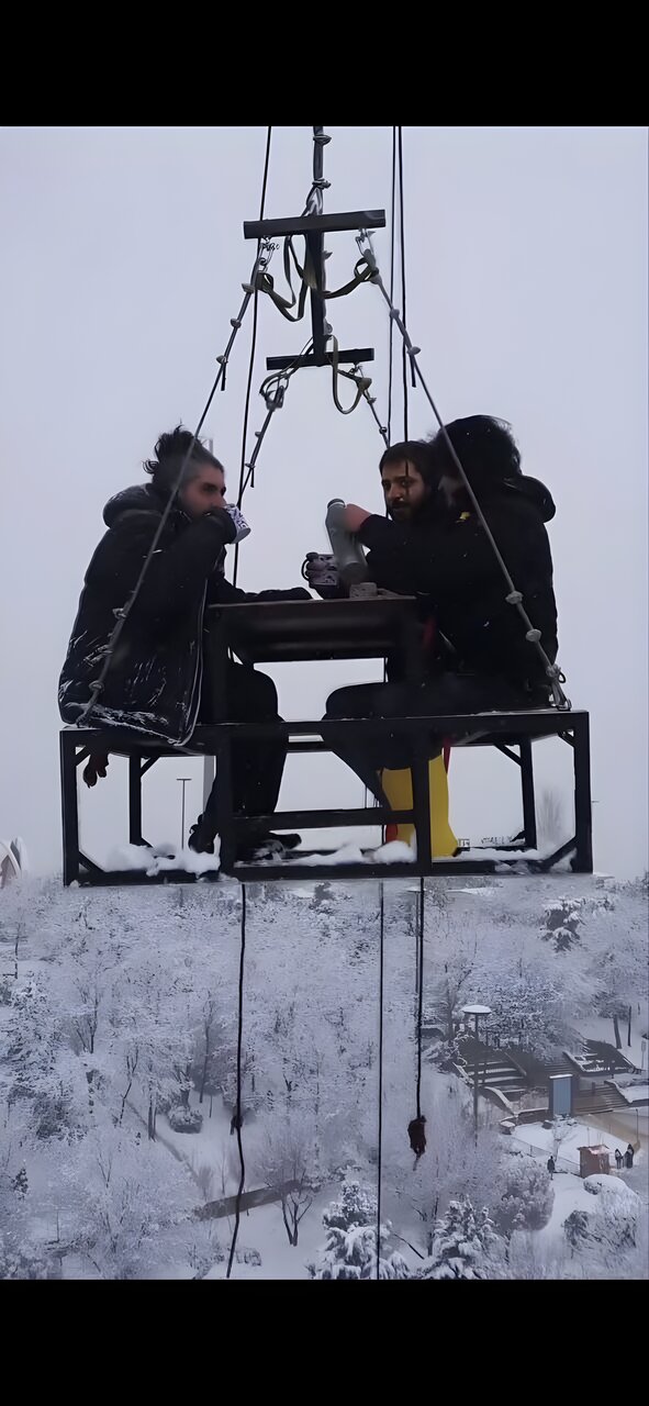 کافه‌گردی در آسمان |  قهوه، قرار و جشن به هوا