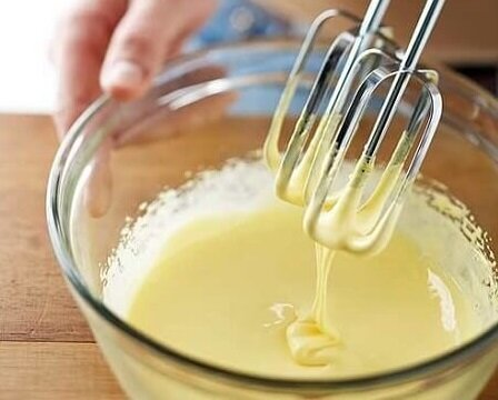 سس سیر خانگی ؛ طعمی غلیظ ، معطر و همه کاره برای ارتقای هر غذا + روش تهیه