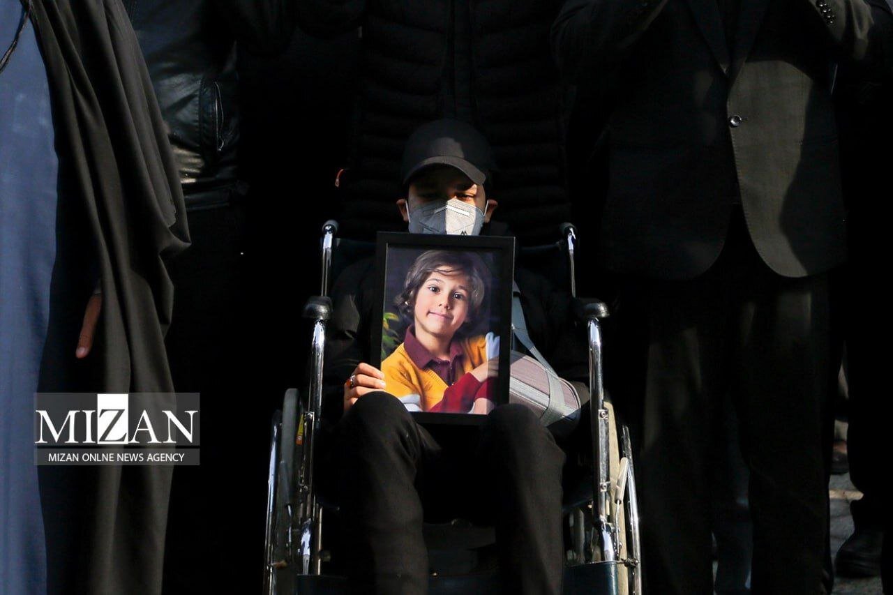 تصاویری از تنها بازمانده خانواده سقاب اصفهانی