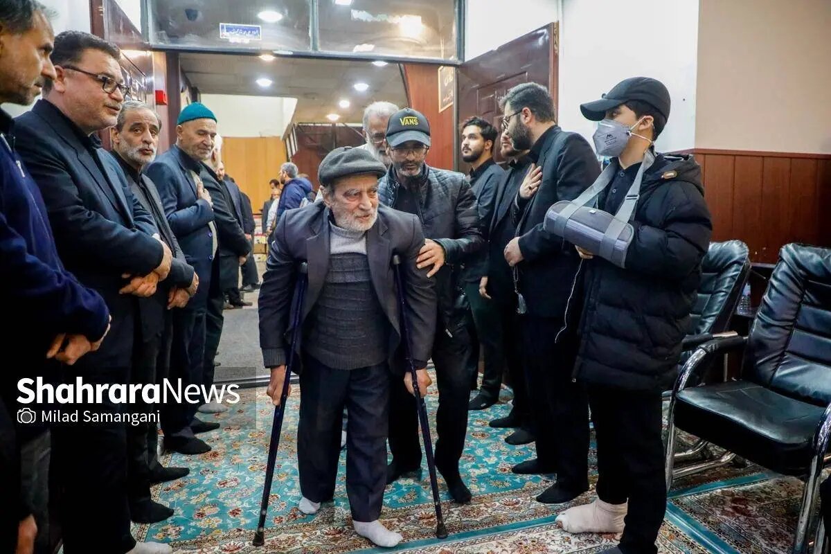 تصاویری از تنها بازمانده خانواده سقاب اصفهانی