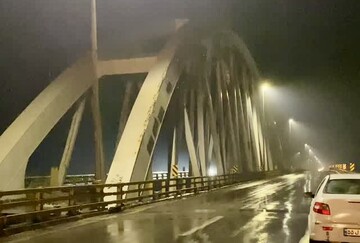 تصاویر آغاز بارش‌ها در قلب دریاچه ارومیه مردم را خوشحال کرد | بارندگی‌ها ادامه دارد