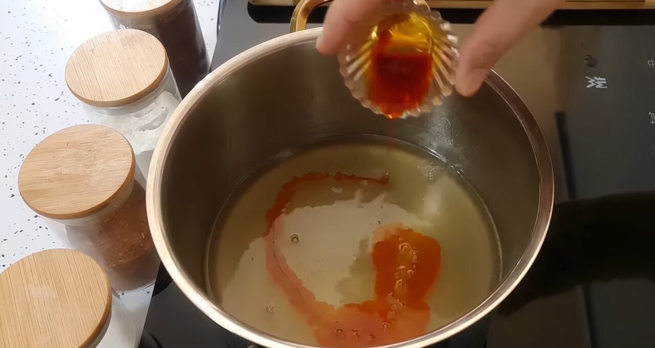 شکرپلوی شیرازی؛ عطرِ طلایی زعفران در شب یلدا