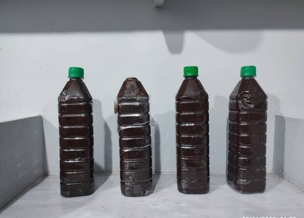 کشف ۱۲کیلو تریاک از یک مسافر با جاسازی عجیب + عکس