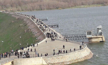 اولین سدی در جهان که در قلب شهر ساخته شد | این سد در ایران است + فیلم