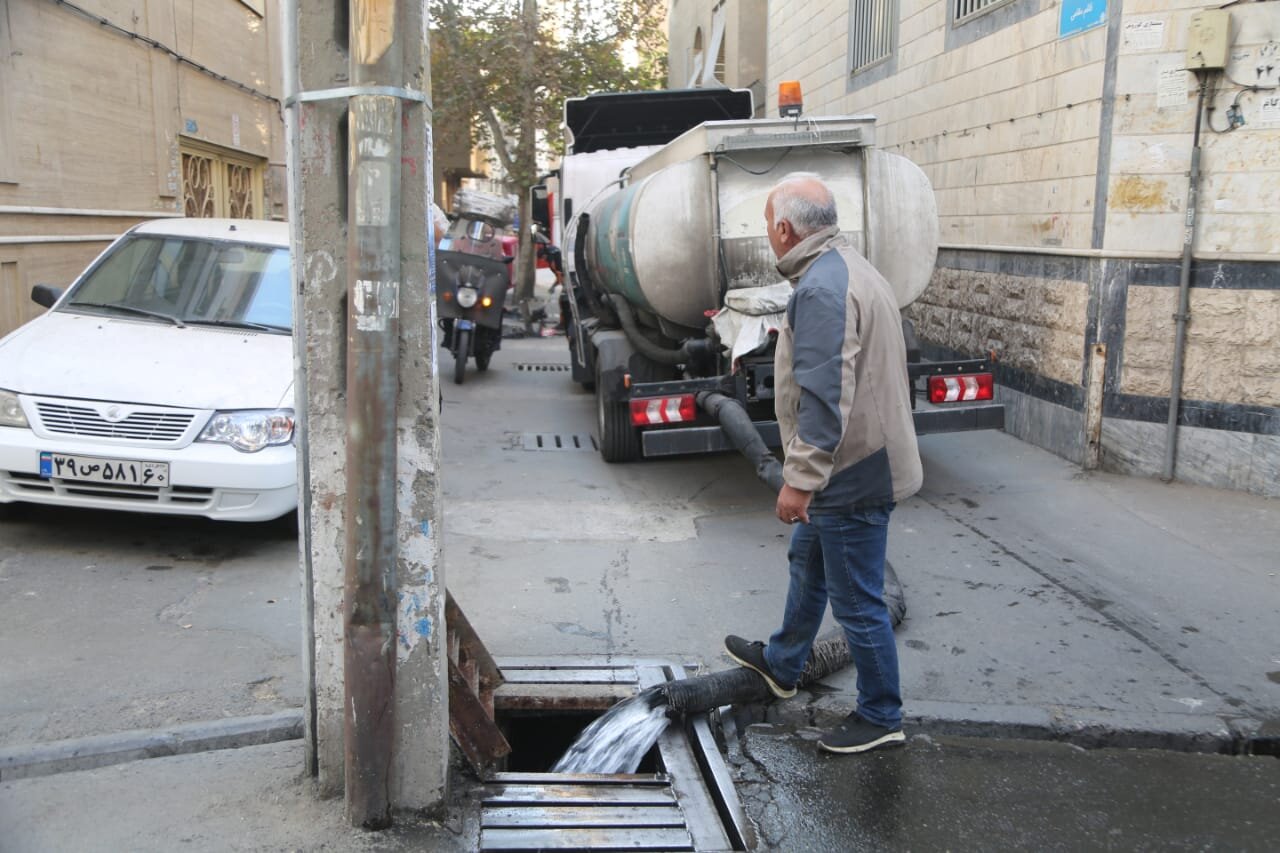 رفع مشکلات محله توسط مدیریت شهری در کوچه پس کوچه