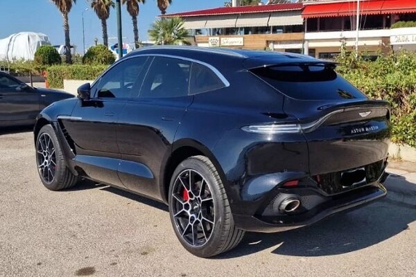 ماشین گرانقیمت و کمیاب طارمی سوژه یونانی‌ها شد + عکس