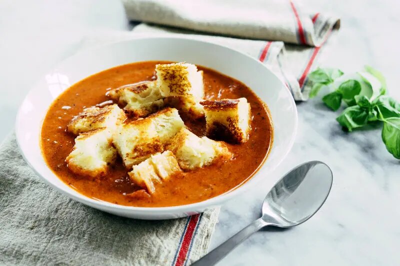 سوپ گوجه با پنیر ؛ آموزش مرحله به مرحله تهیه سوپ گوجه