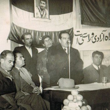 ماجرای بالکنهای سیاسی میدان بهارستان چه بود؟