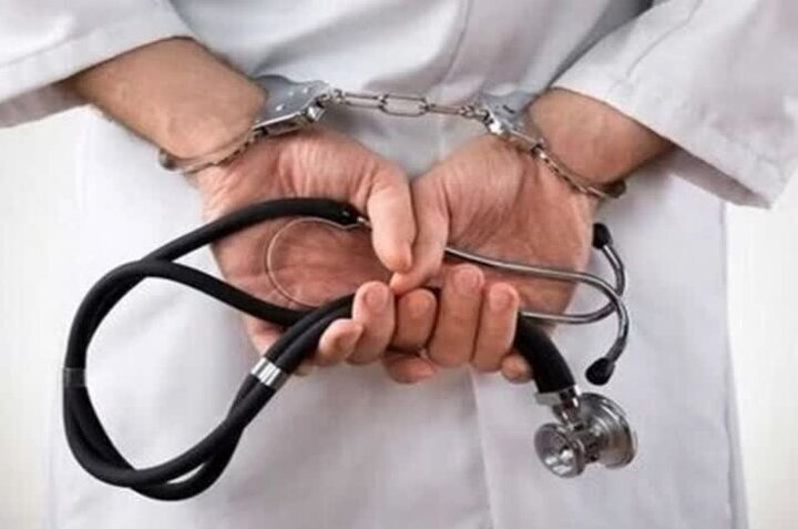 نام دو دکتر قلابی افشا شد + ویدئو | اولین اظهارات شاکی زن در پرونده پزشک قلابی | هزینه ۷۷۰ میلیون تومانی برای جراحی