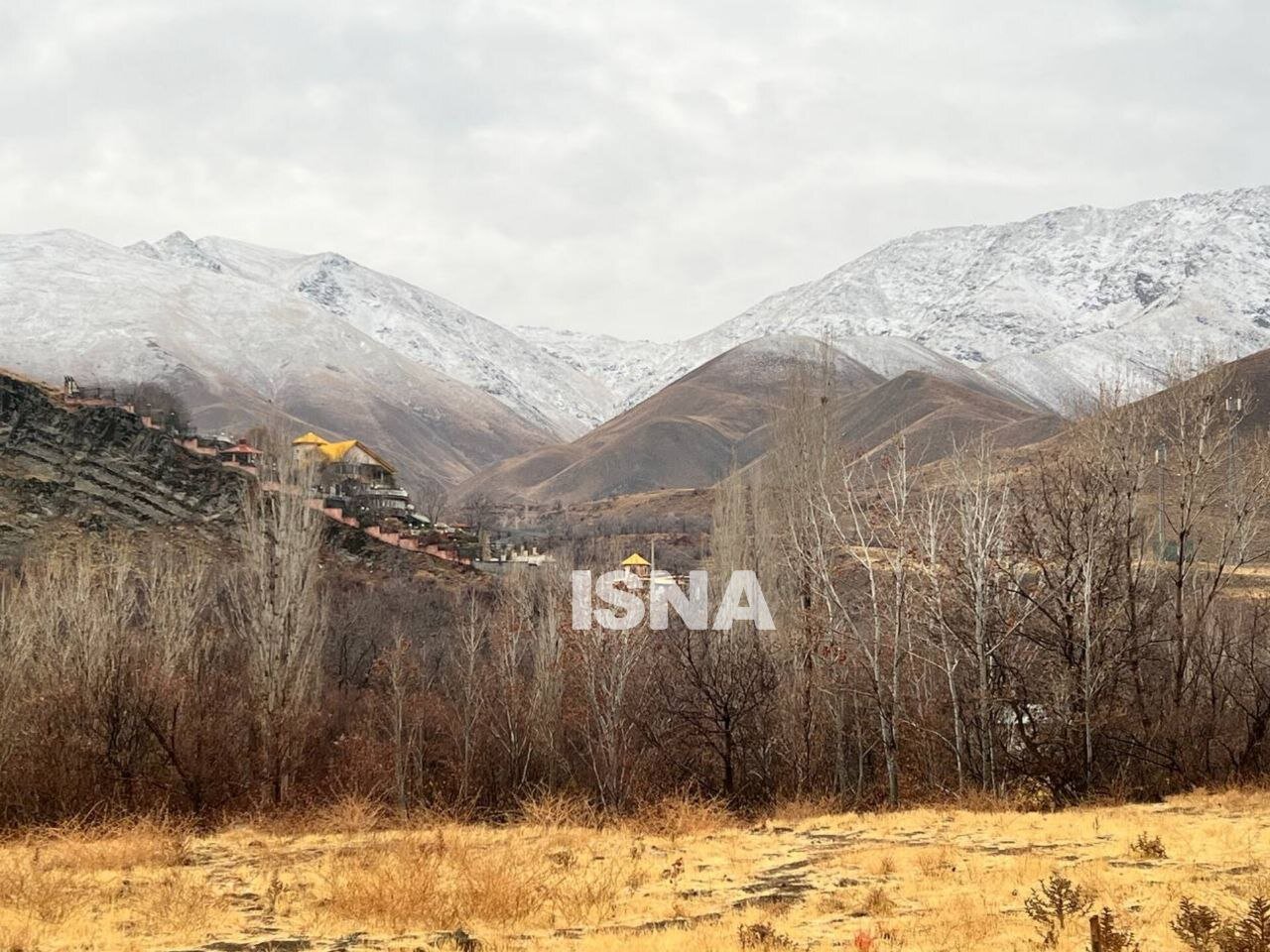 تصاویری از کوه های جاده چالوس بعد از بارش برف دیشب