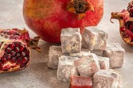 لوکوم انار ؛ شیرینی اصیل و خوشرنگ ترکی ویژه یلدا