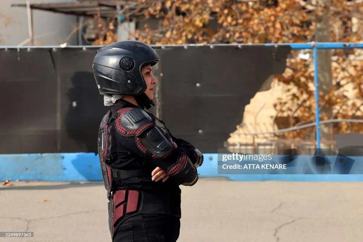 آموزش موتورسواری به زنان در تهران | تصاویر