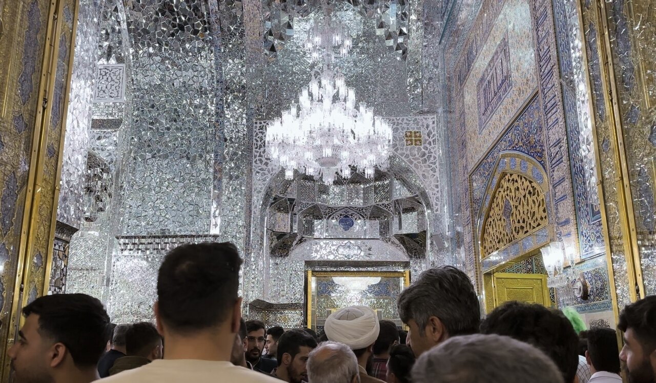 نمایشگاهی از دیوارهای آینه کاری در یونسکو