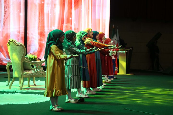 جشن بزرگ" زن جریان زندگی