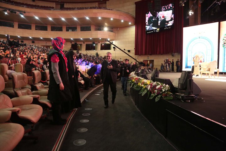 جشن بزرگ" زن جریان زندگی