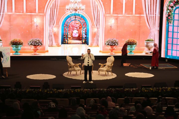 جشن بزرگ" زن جریان زندگی