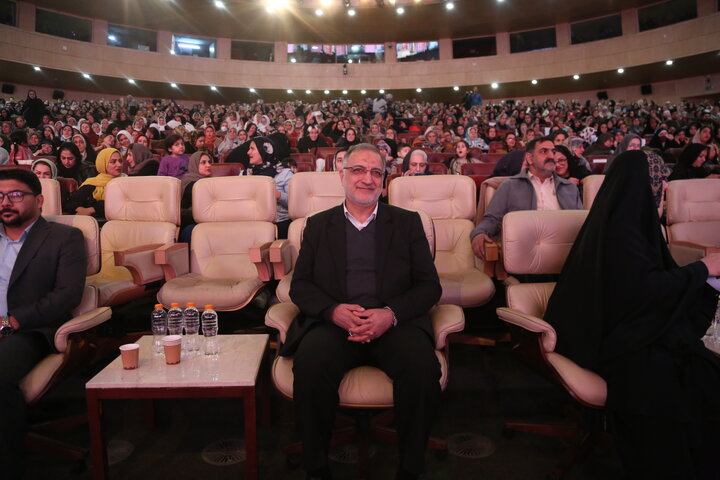 جشن بزرگ" زن جریان زندگی" 2