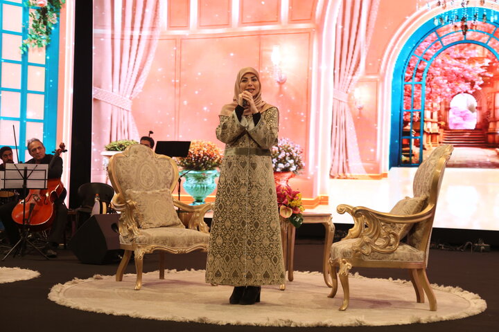 جشن بزرگ" زن جریان زندگی" 2