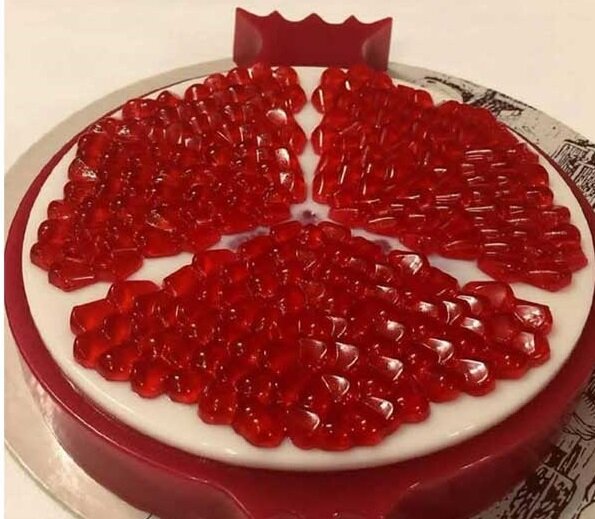 تازه‌عروس‌ها بخوانند: شیک‌ترین مدل دیزاین سفره یلدا  + منوی کامل شام برای درخشیدن در اولین یلدای مشترک