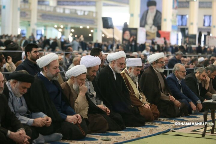 نماز جمعه تهران به امامت حجت‌الاسلام حاج علی اکبری اقامه شد