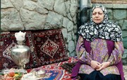 عکس یادگاری  اکبر عبدی در کنار حمیده خیرآبادی