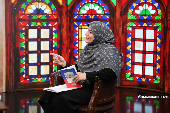 حاجی فیروز جبهه ها کیست؟