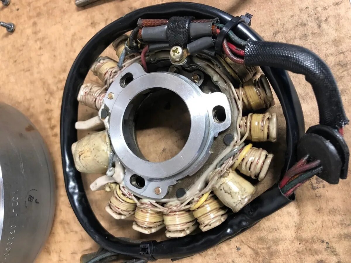 آموزش سیستم جرقه زنی موتور سیکلت ؛ انواع، اجزا، تنظیم و عیب یابی