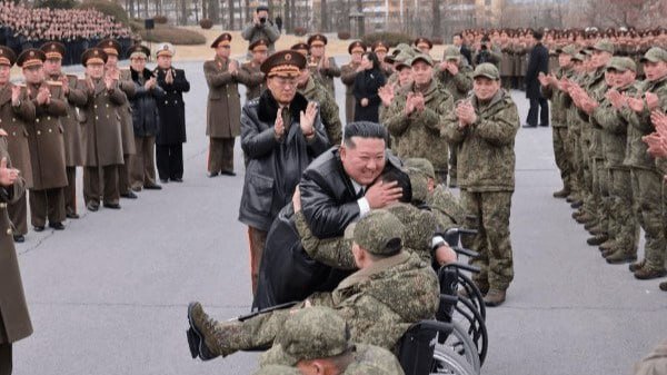 ۹ سرباز در ماموریت قهرمانانه کشته شدند | تصاویر تجلیل اون از هنگ مهندسان