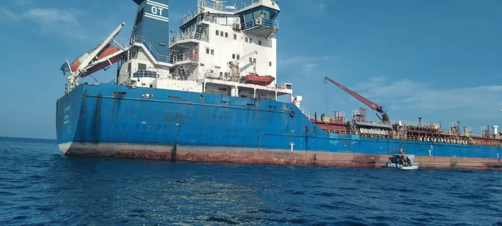 تصاویری از داخل نفتکش توقیف شده با ۶ میلیون لیتر سوخت قاچاق